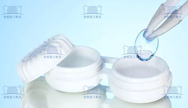 青少年眼睛近视矫正戴角膜塑形镜好