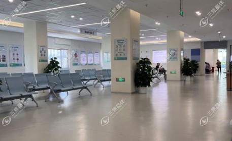 北京爱尔英智眼科医院乘车路线