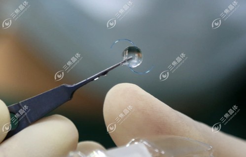 蕾明视康人工晶体